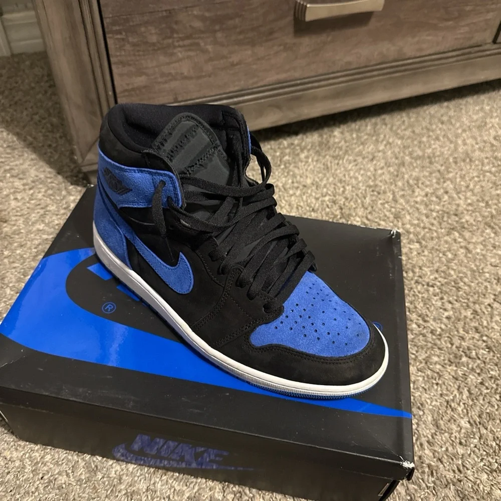 Jordan Black and Blue Sneakers - Picture 5 of 5